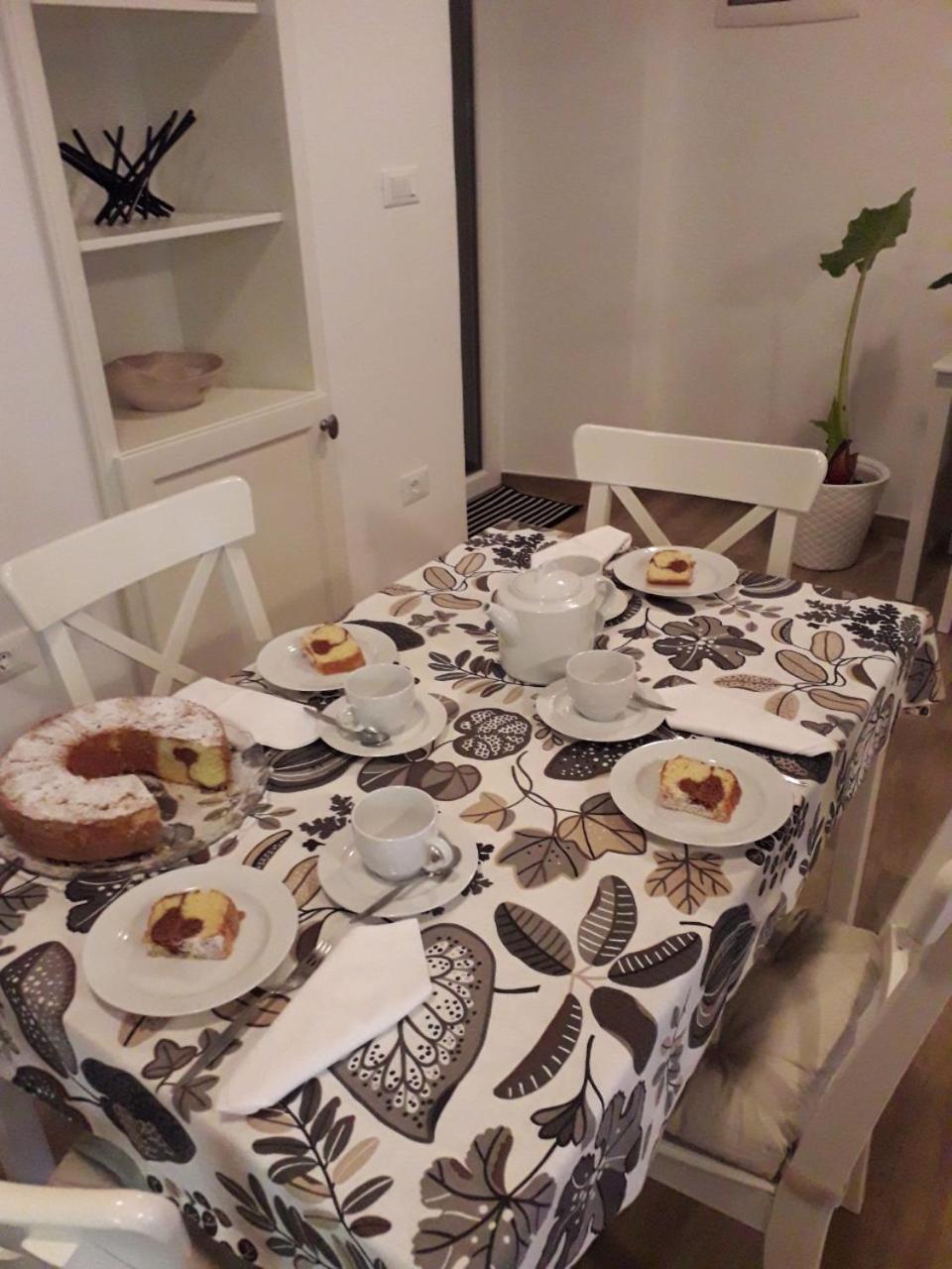 Apartment Nena- Apartman Sa Posebnim Ulazom U Prizemlju, Terasom I Zelenom Okucnicom Rakotule Exterior foto