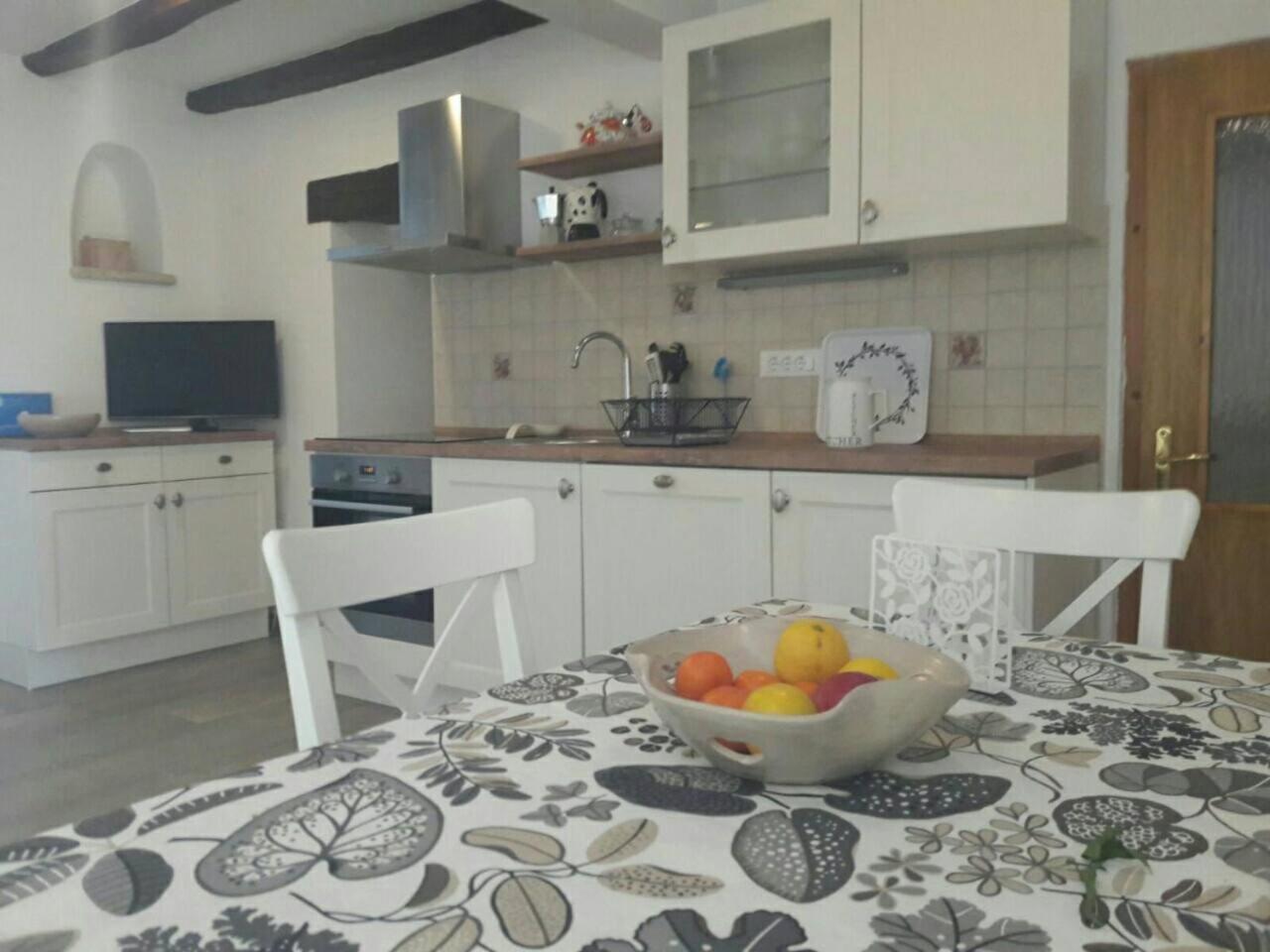 Apartment Nena- Apartman Sa Posebnim Ulazom U Prizemlju, Terasom I Zelenom Okucnicom Rakotule Exterior foto